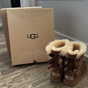 bailey bow uggs